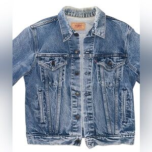 Vintage Levi’s Men’s Red Tag Trucker Denim Jean Jacket 70506-0216 Size 40.